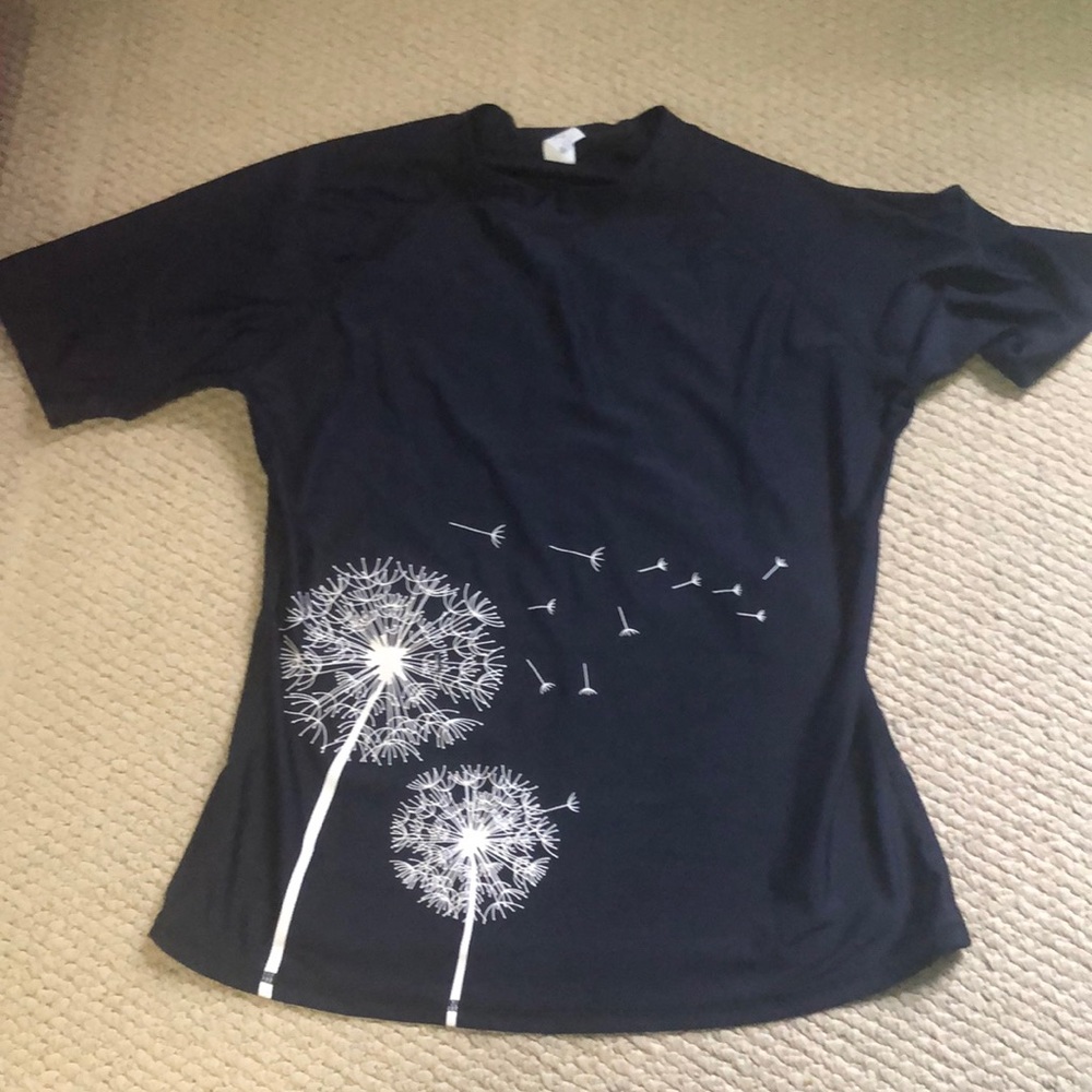 Navy rash guard with Beautiful designs🌨